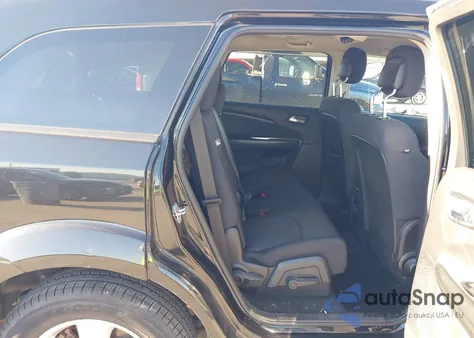 2012 Dodge Journey Sxt z USA, uszkodzony, nr VIN 3C4PDCBB6CT368483